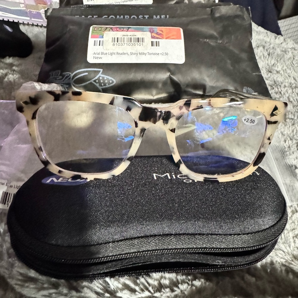 Arial Shiny Milky Tortoise Shell Blue Light Glasses +2.50 by MicroVision Optical